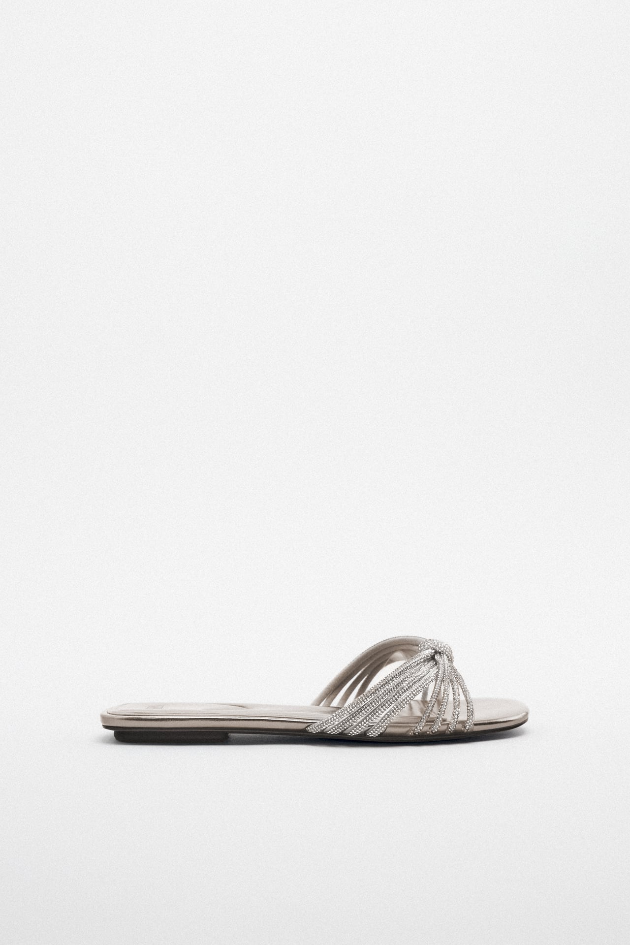 FLAT SANDALS WITH RHINESTONES